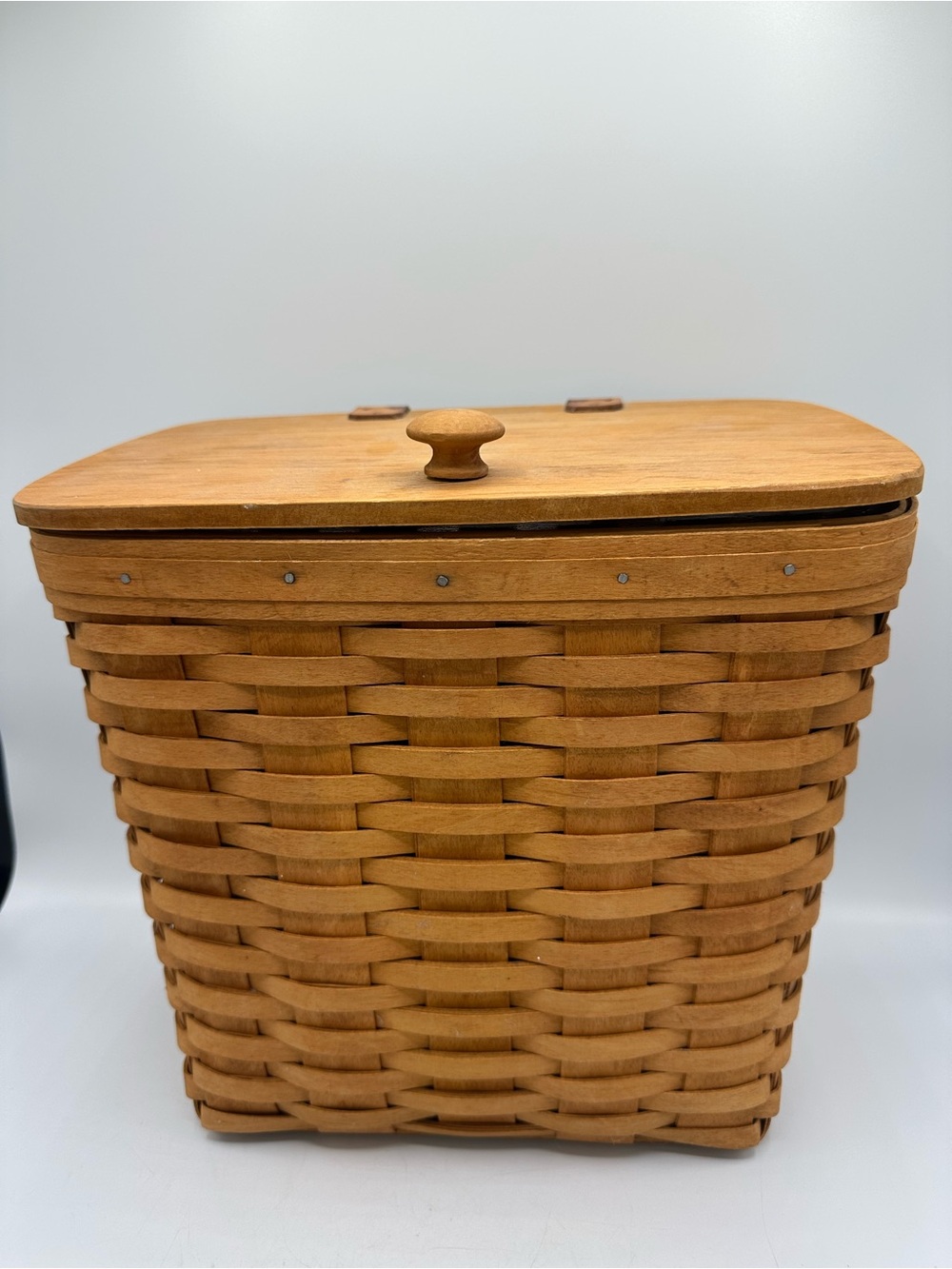 Longaberger 1996 Mail Basket with Attached Lid and Plastic Insert Farmhouse